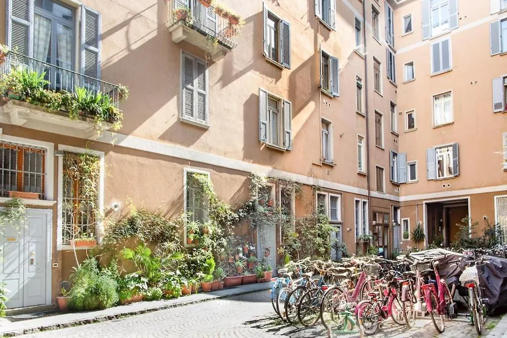 Comfortable Flat In Porta Romana Mediolan Włochy