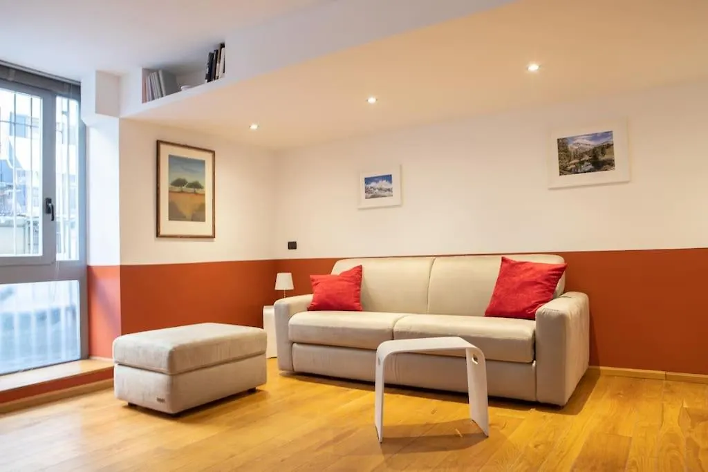Comfortable Flat In Porta Romana Mediolan 0*,