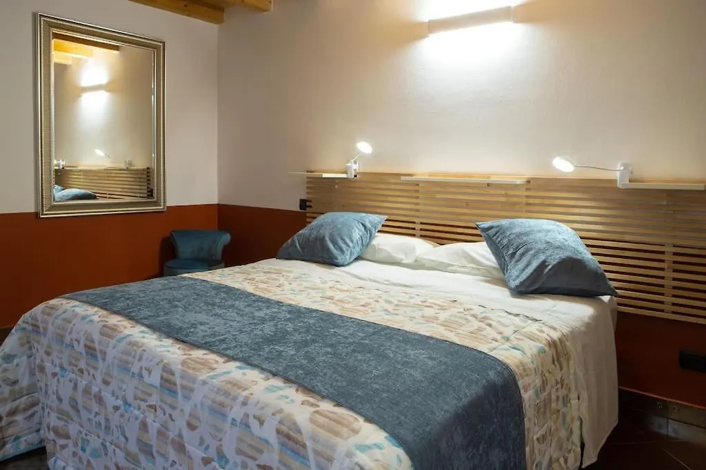 Comfortable Flat In Porta Romana Mediolan 0*,  Włochy